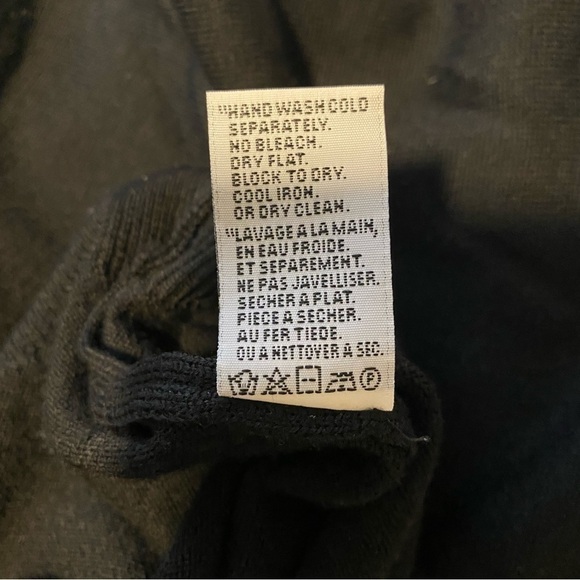 Huntington v neck black sweater made in Italy 100% Merino Wool Large size: 52 - Picture 8 of 11